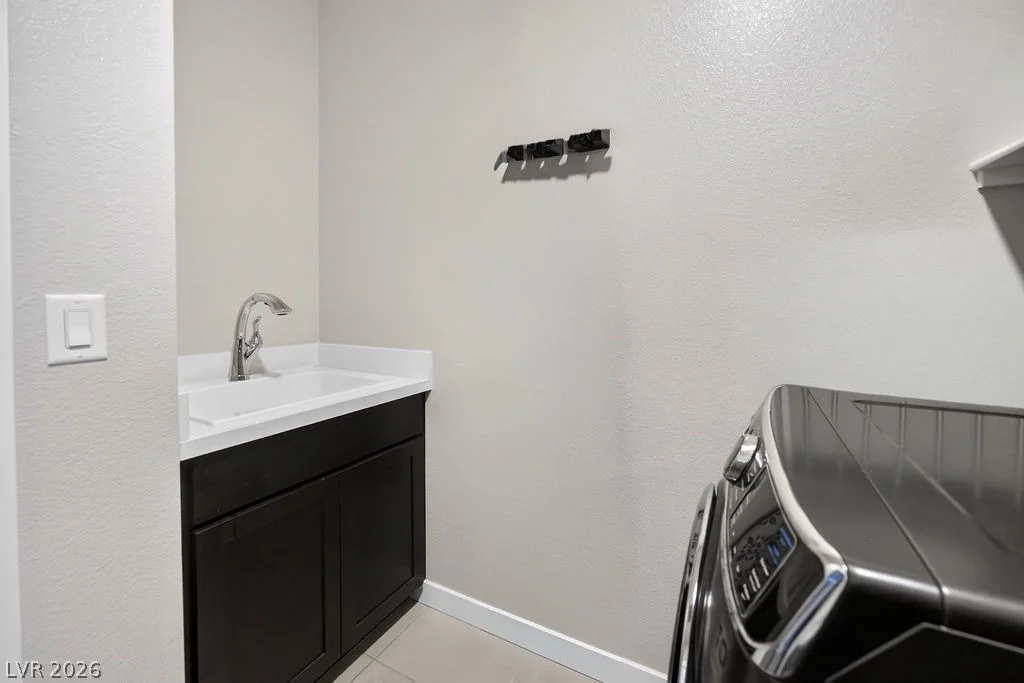 10255 Vonbulin, Las Vegas, NV 89166