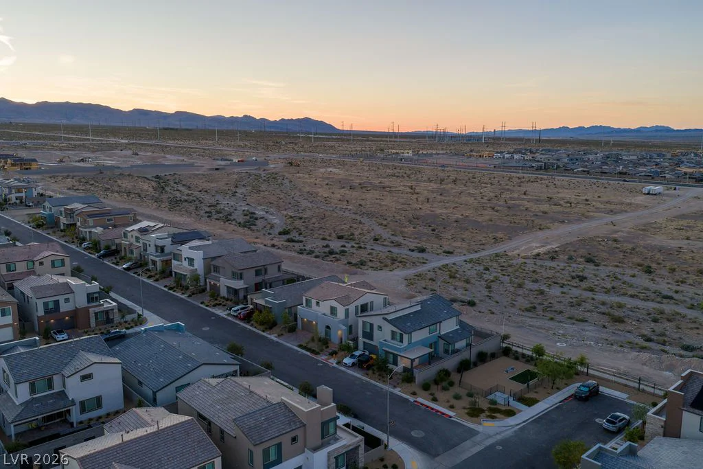 10255 Vonbulin, Las Vegas, NV 89166