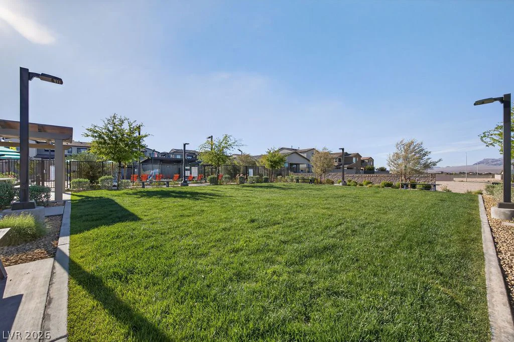 10255 Vonbulin, Las Vegas, NV 89166