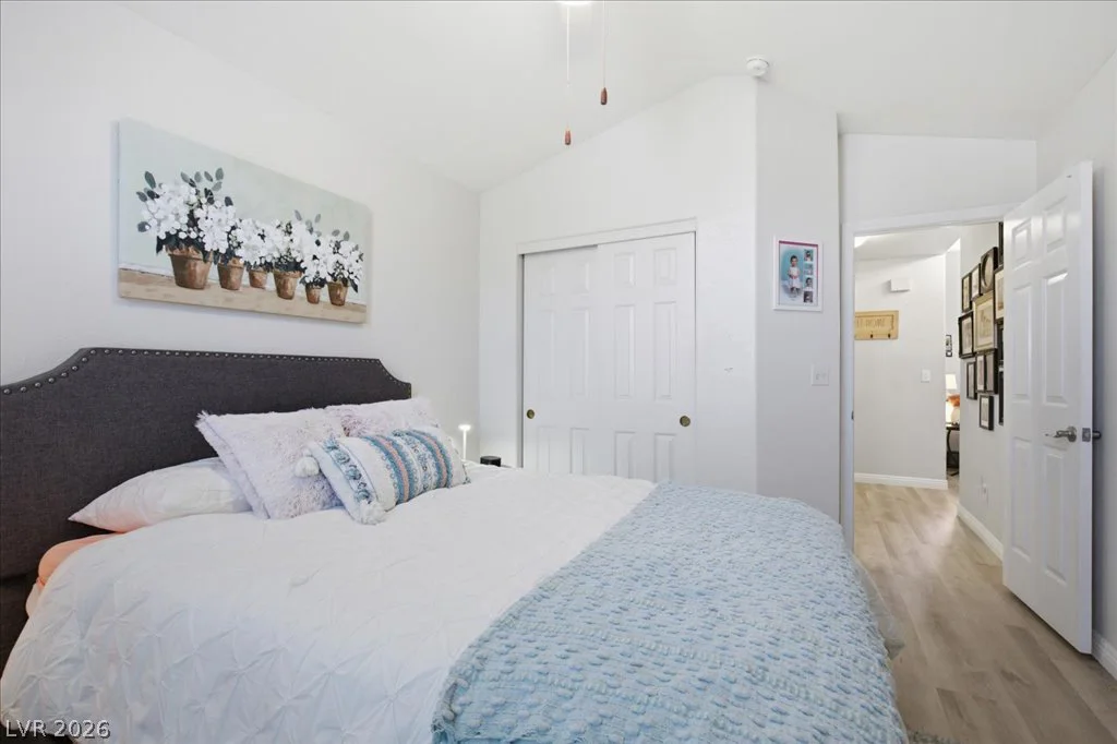 8133 Bay Springs, Las Vegas, NV 89128