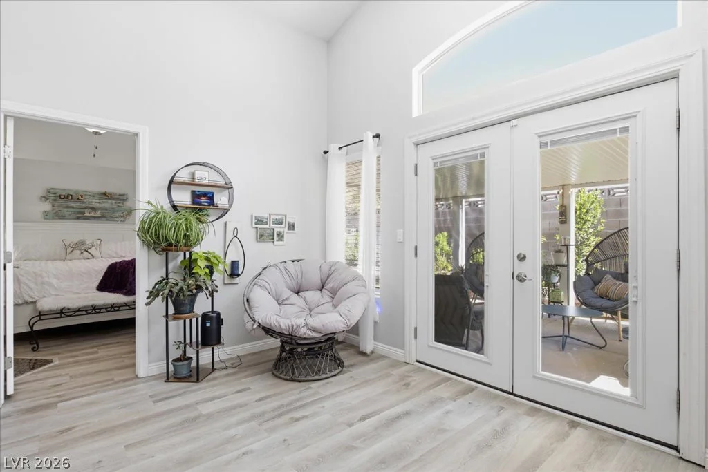 8133 Bay Springs, Las Vegas, NV 89128