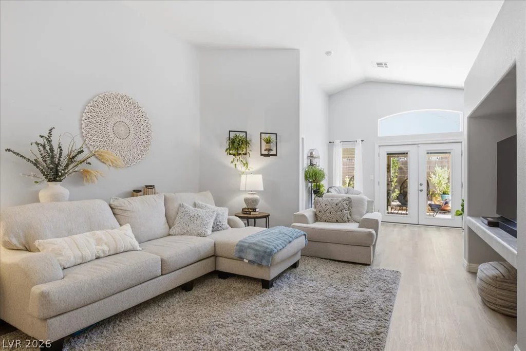 8133 Bay Springs, Las Vegas, NV 89128