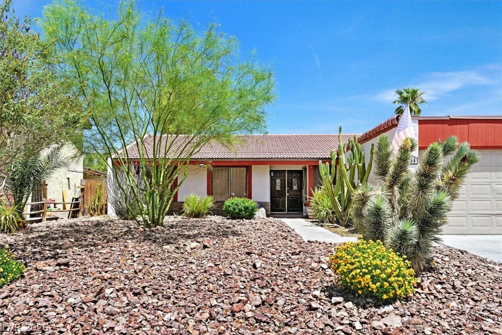 3956 Clear View, Las Vegas, NV 89121
