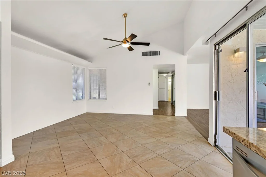 3956 Clear View, Las Vegas, NV 89121