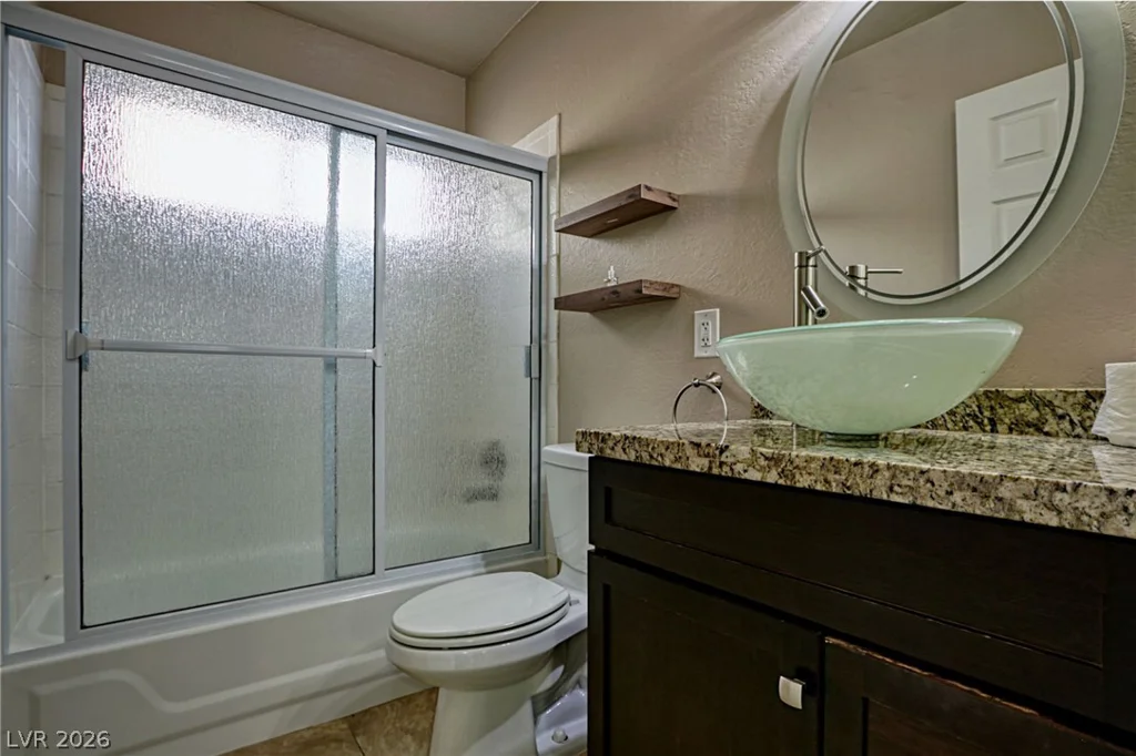 3956 Clear View, Las Vegas, NV 89121
