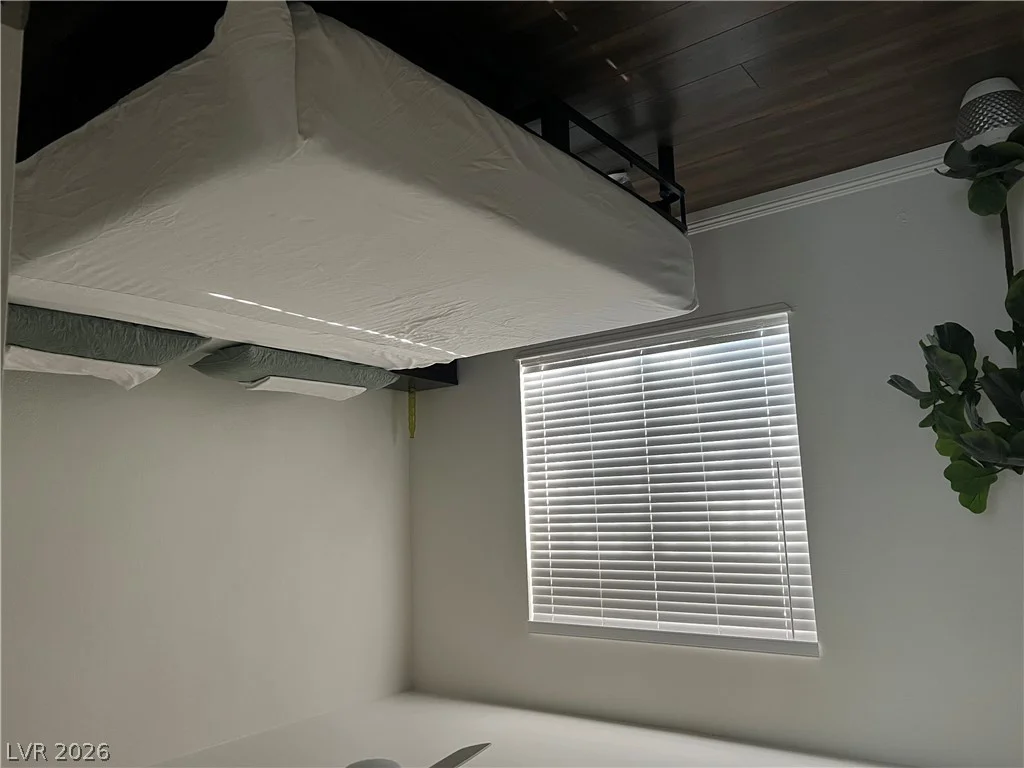 3956 Clear View, Las Vegas, NV 89121