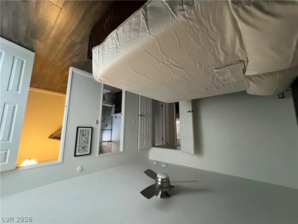 3956 Clear View, Las Vegas, NV 89121