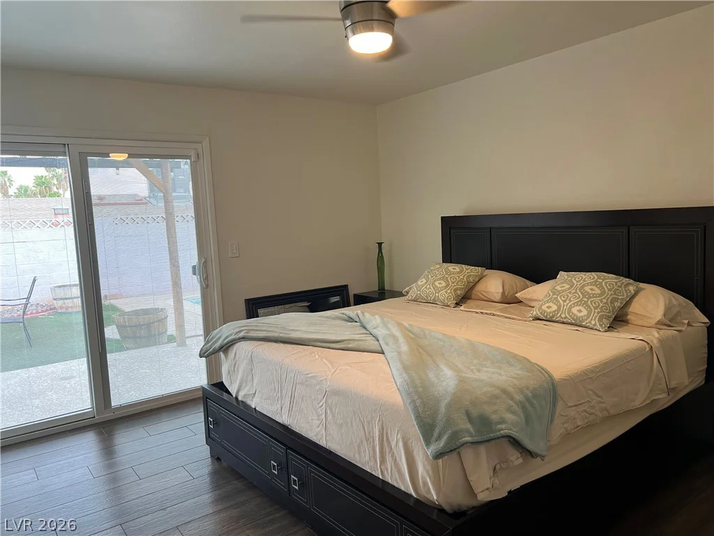 3956 Clear View, Las Vegas, NV 89121