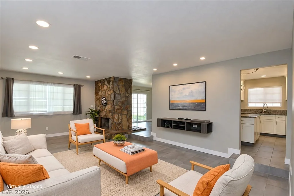 912 Alan Shepard, Las Vegas, NV 89145