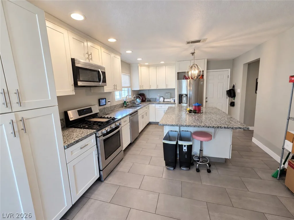 912 Alan Shepard, Las Vegas, NV 89145