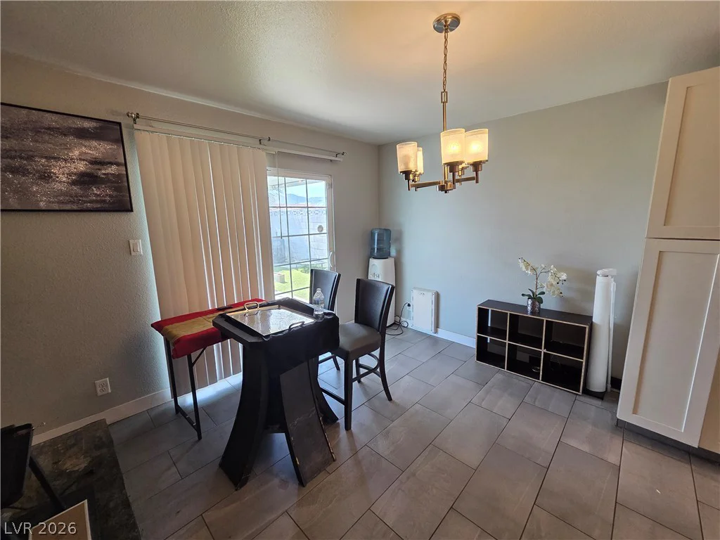 912 Alan Shepard, Las Vegas, NV 89145