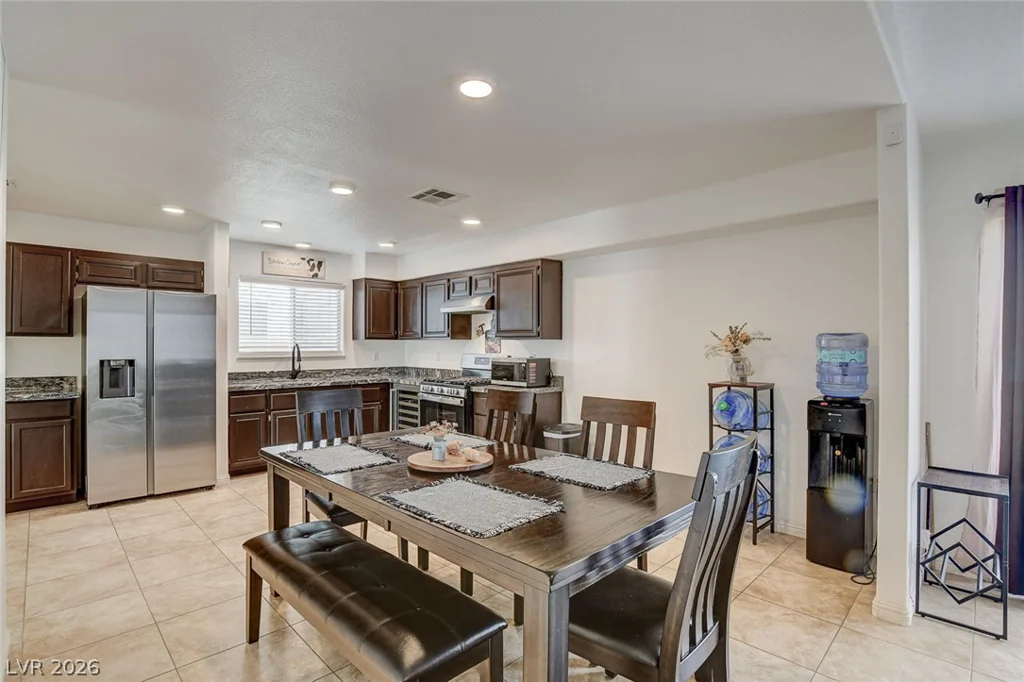 4834 Spring Falls, North Las Vegas, NV 89031
