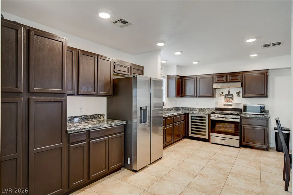 4834 Spring Falls, North Las Vegas, NV 89031