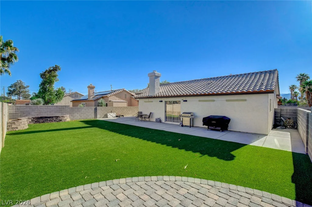 4834 Spring Falls, North Las Vegas, NV 89031