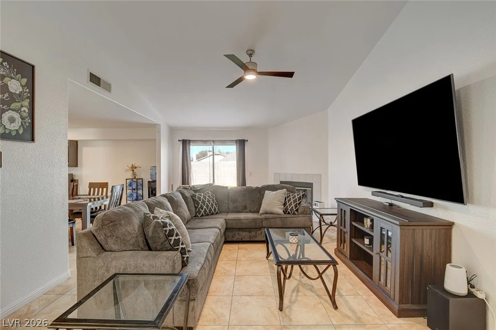 4834 Spring Falls, North Las Vegas, NV 89031