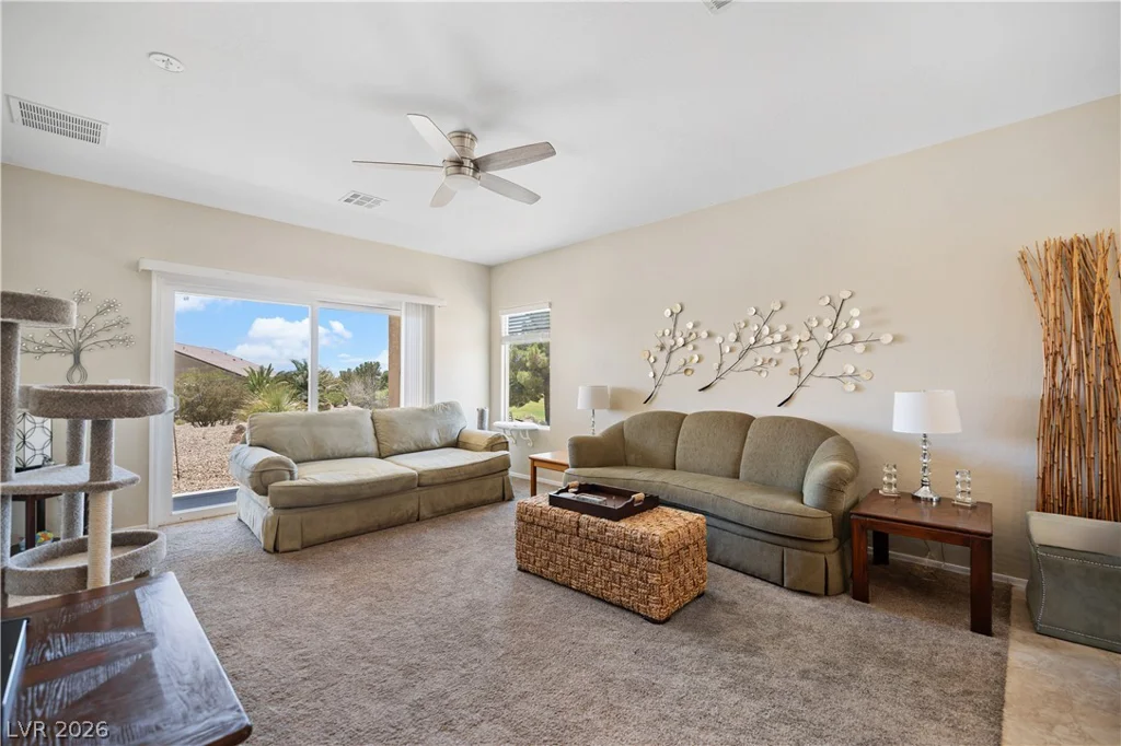 7904 Broadwing, North Las Vegas, NV 89084