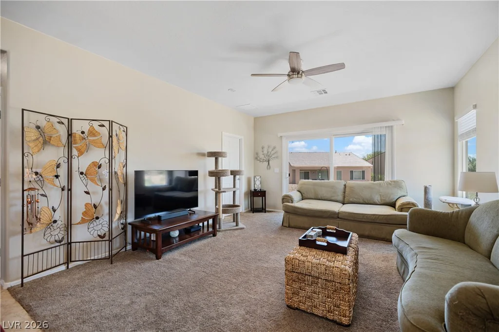 7904 Broadwing, North Las Vegas, NV 89084