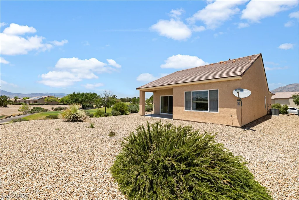 7904 Broadwing, North Las Vegas, NV 89084