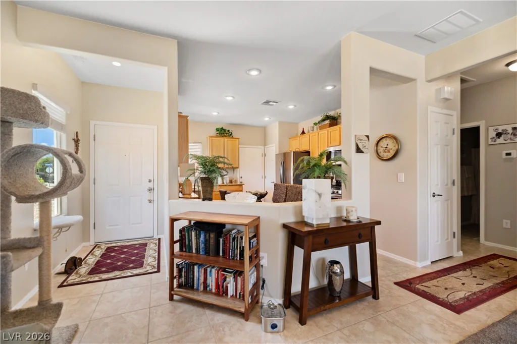 7904 Broadwing, North Las Vegas, NV 89084