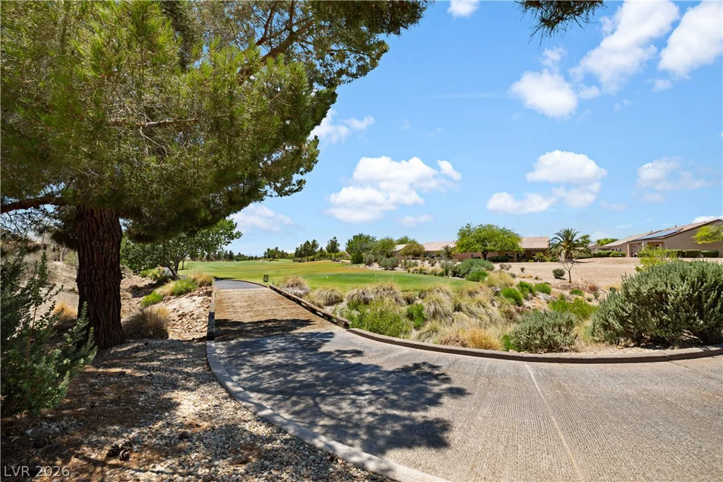 7904 Broadwing, North Las Vegas, NV 89084