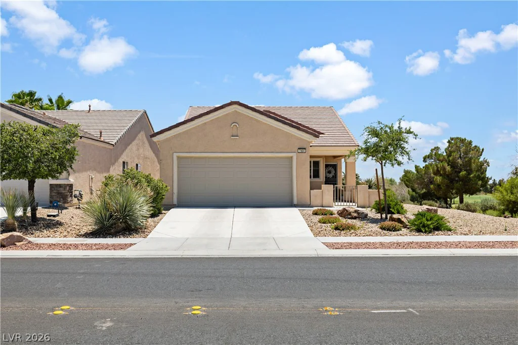 7904 Broadwing, North Las Vegas, NV 89084