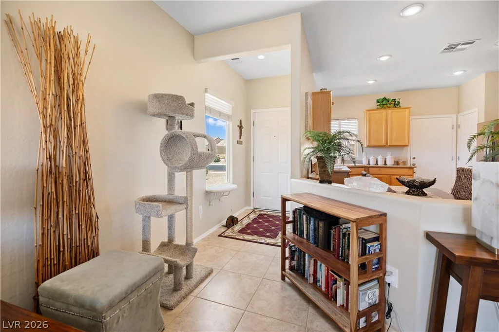 7904 Broadwing, North Las Vegas, NV 89084