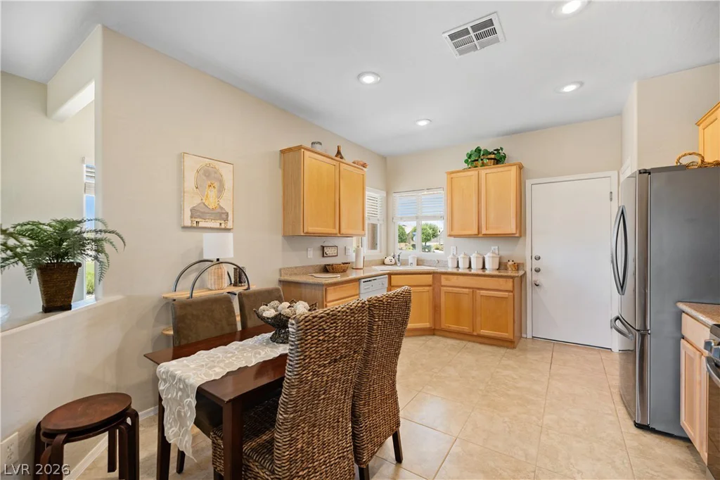 7904 Broadwing, North Las Vegas, NV 89084