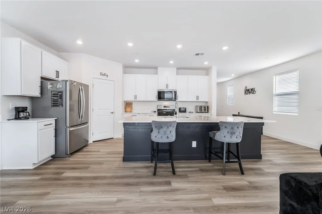 670 Tranquil Bay, Henderson, NV 89002