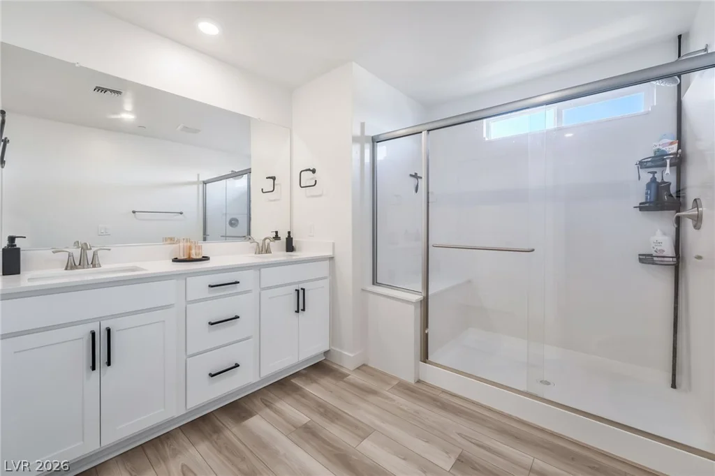 670 Tranquil Bay, Henderson, NV 89002