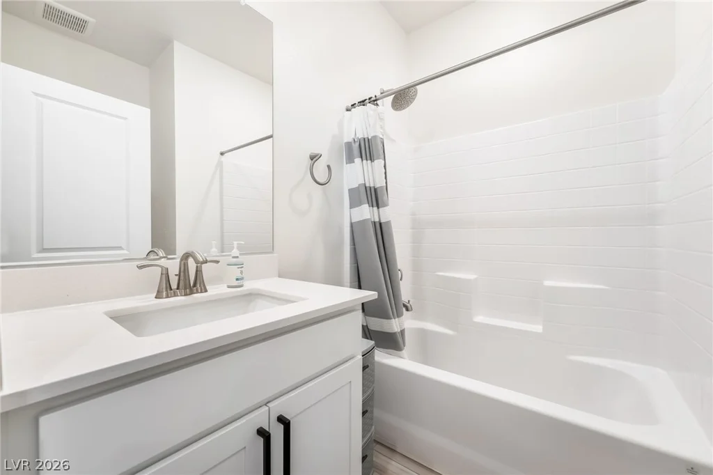 670 Tranquil Bay, Henderson, NV 89002