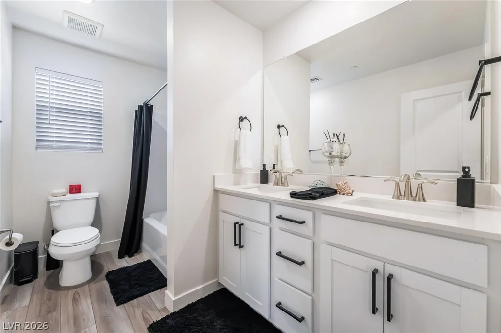 670 Tranquil Bay, Henderson, NV 89002