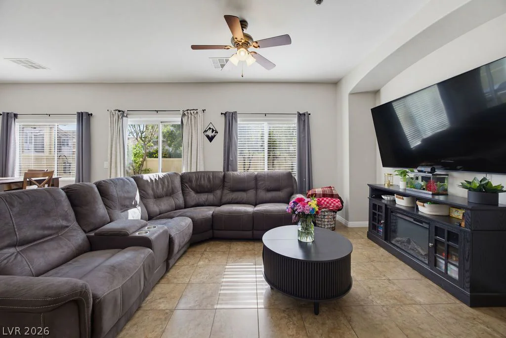 6041 Towboat, North Las Vegas, NV 89031