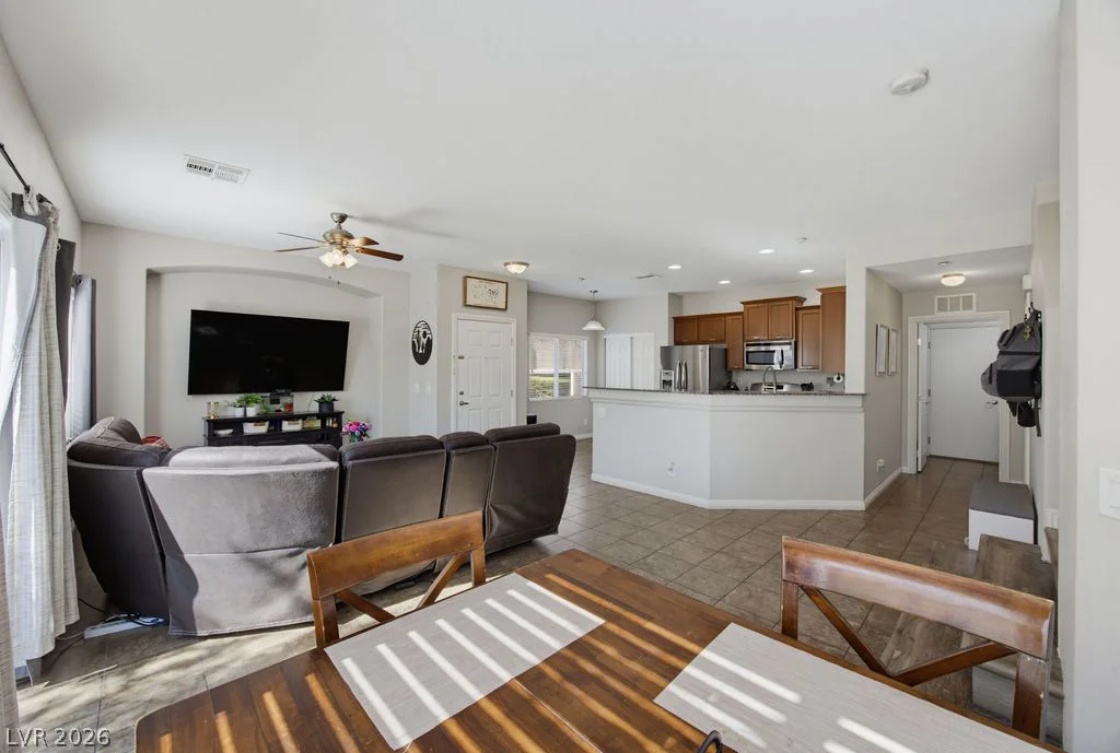 6041 Towboat, North Las Vegas, NV 89031
