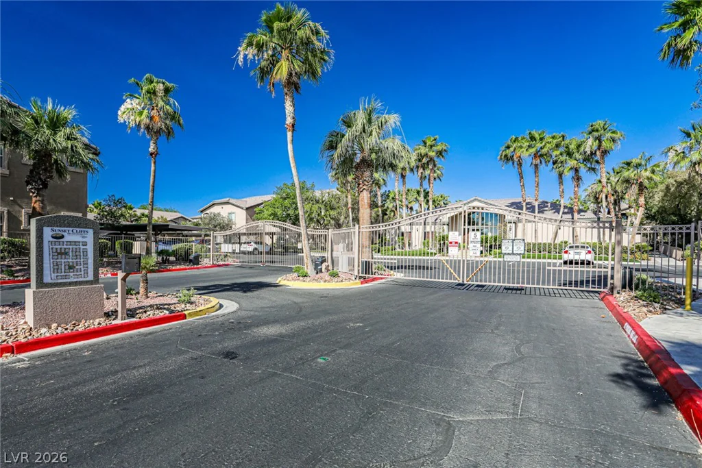 8985 Durango, Las Vegas, NV 89113