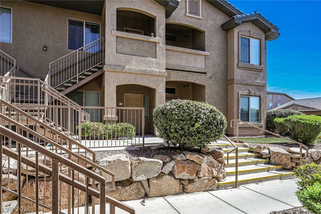 8985 Durango, Las Vegas, NV 89113