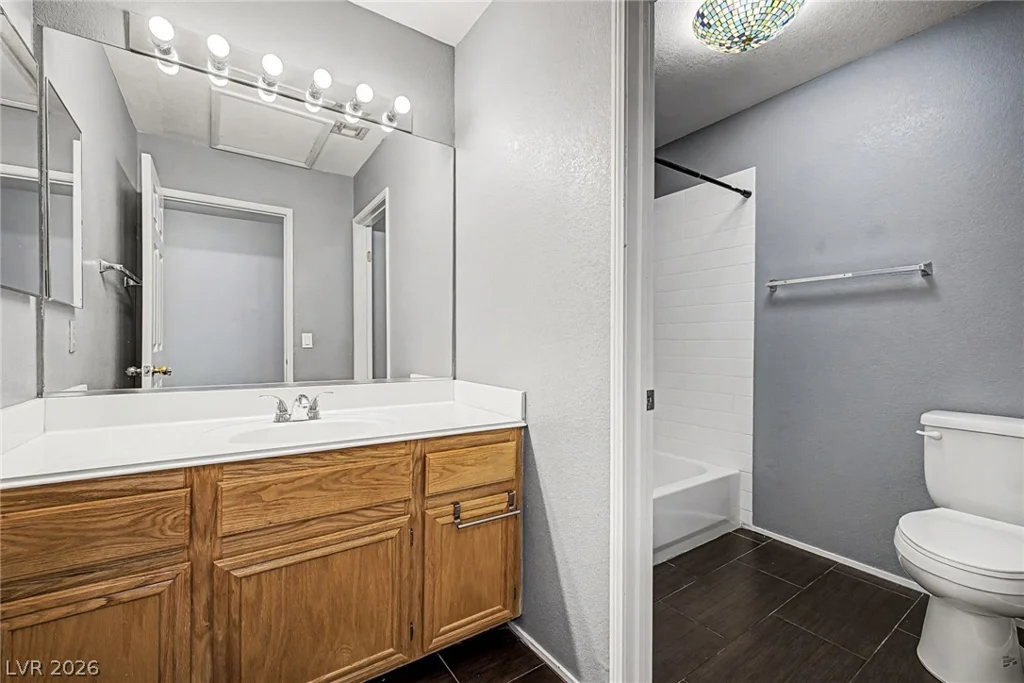 9329 Mountain Rise, Las Vegas, NV 89129
