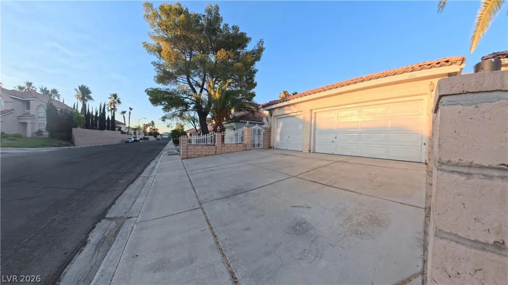 4844 Jadero, Las Vegas, NV 89147