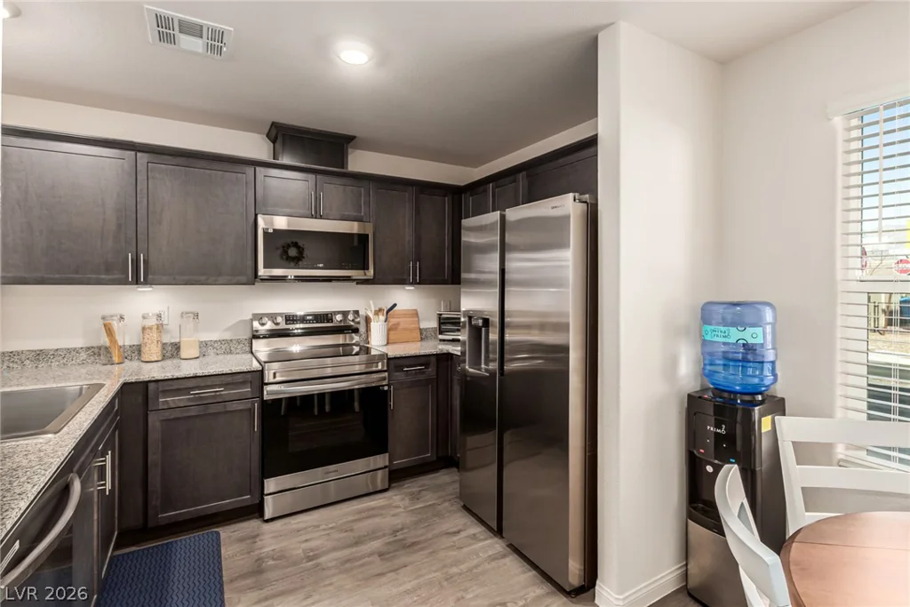 2829 Champagne Gold, North Las Vegas, NV 89086