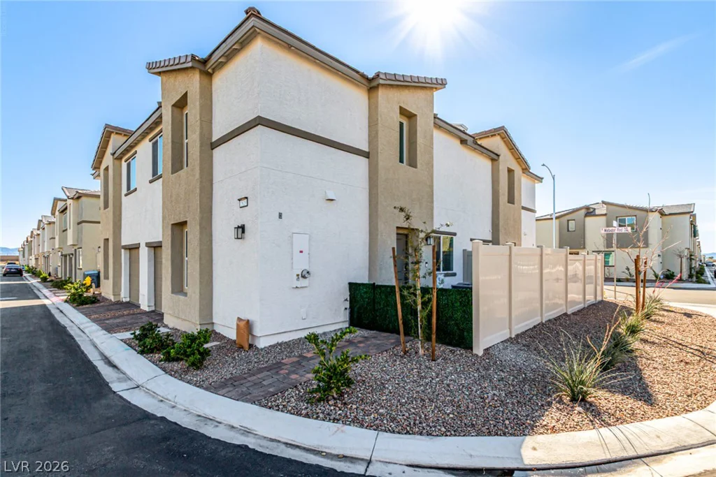 2829 Champagne Gold, North Las Vegas, NV 89086
