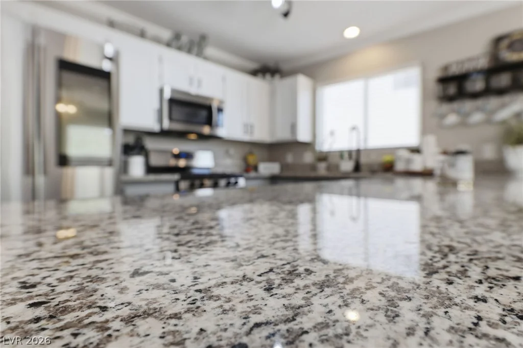 9825 Via Delores, Las Vegas, NV 89117
