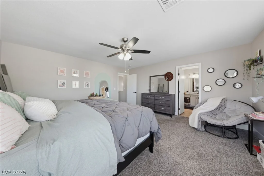 9825 Via Delores, Las Vegas, NV 89117