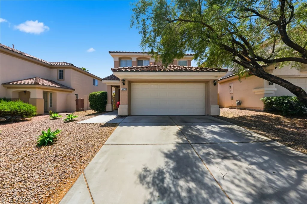 9825 Via Delores, Las Vegas, NV 89117