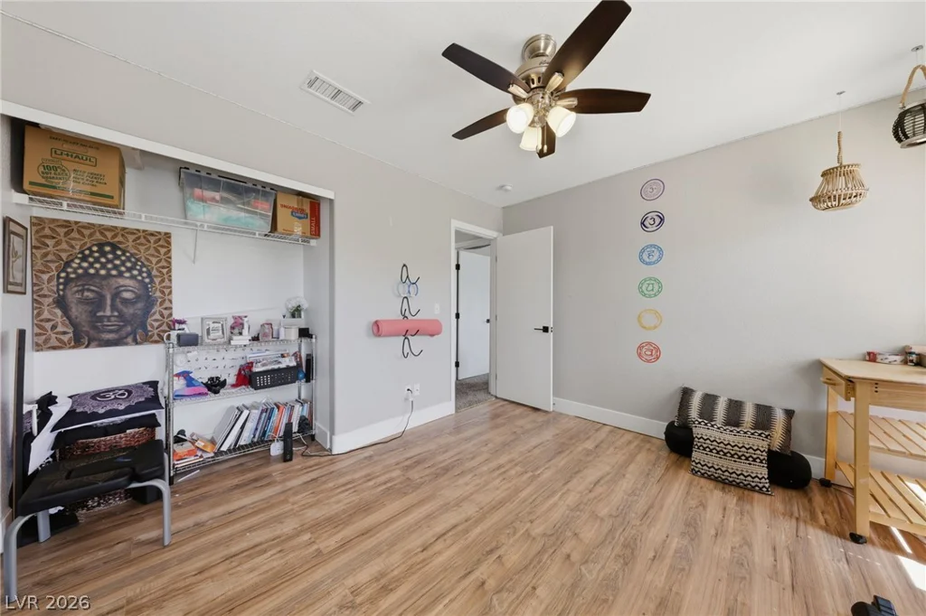 9825 Via Delores, Las Vegas, NV 89117