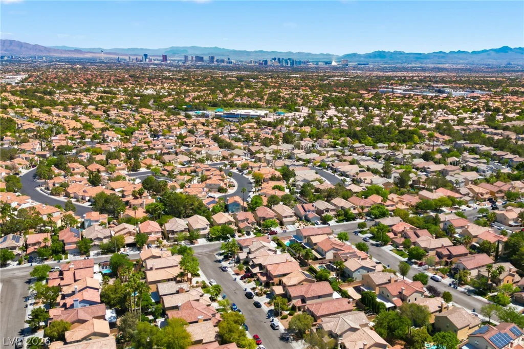 9825 Via Delores, Las Vegas, NV 89117
