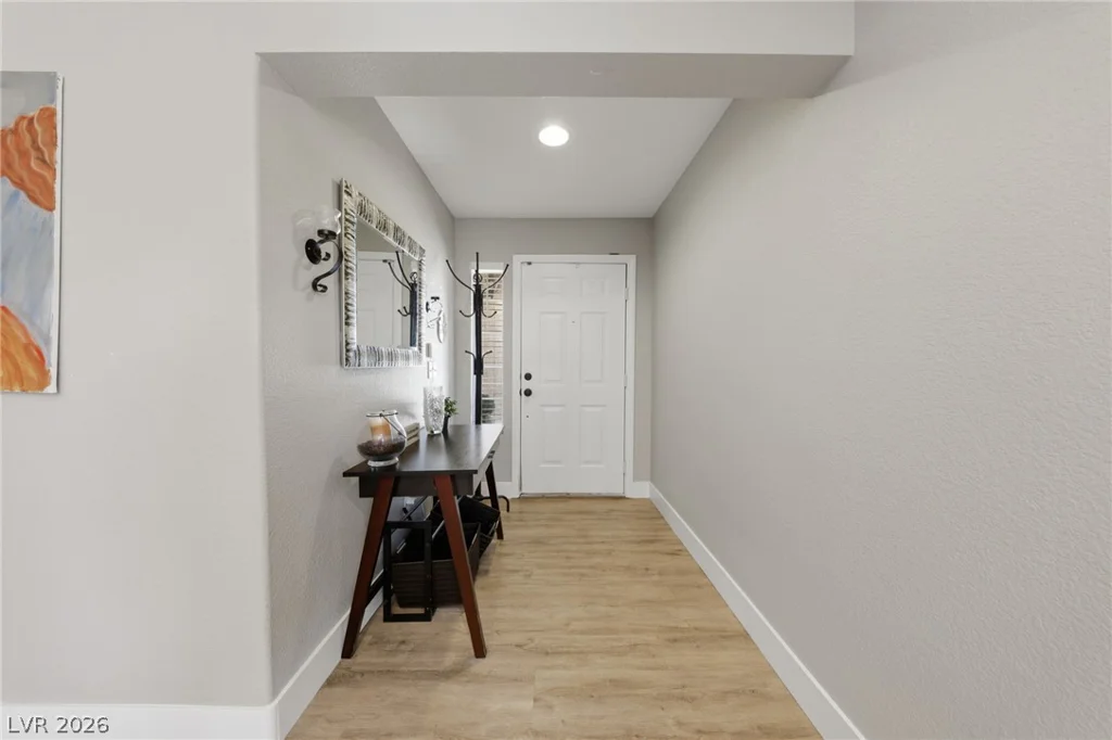 9825 Via Delores, Las Vegas, NV 89117