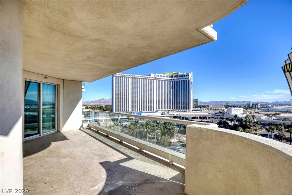 2857 Paradise, Las Vegas, NV 89109