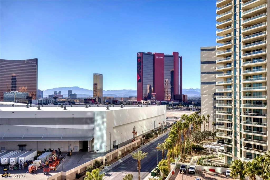 2857 Paradise, Las Vegas, NV 89109