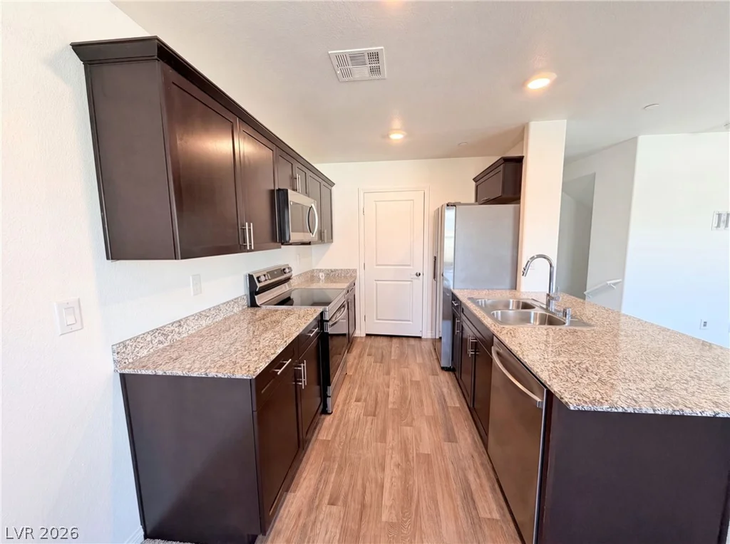 6929 Crimson Shadow, North Las Vegas, NV 89086