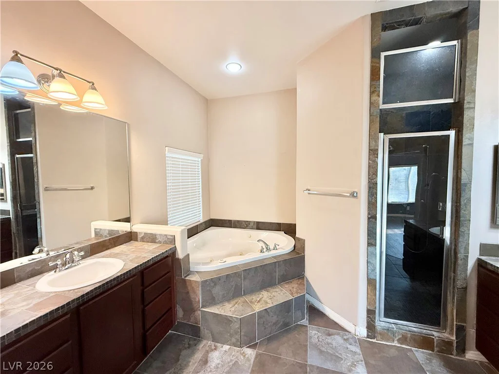 580 Hickory, Pahrump, NV 89048