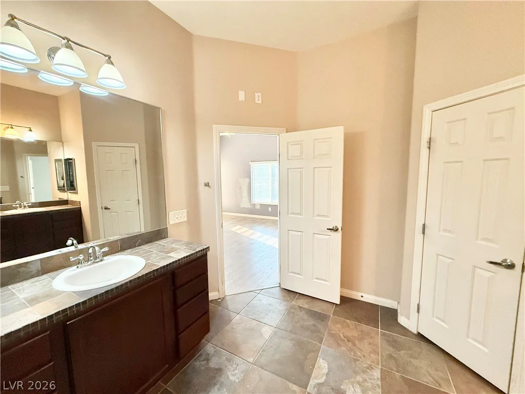 580 Hickory, Pahrump, NV 89048